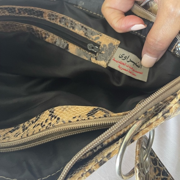Snakeskin leather handbag - Picture 7 of 9